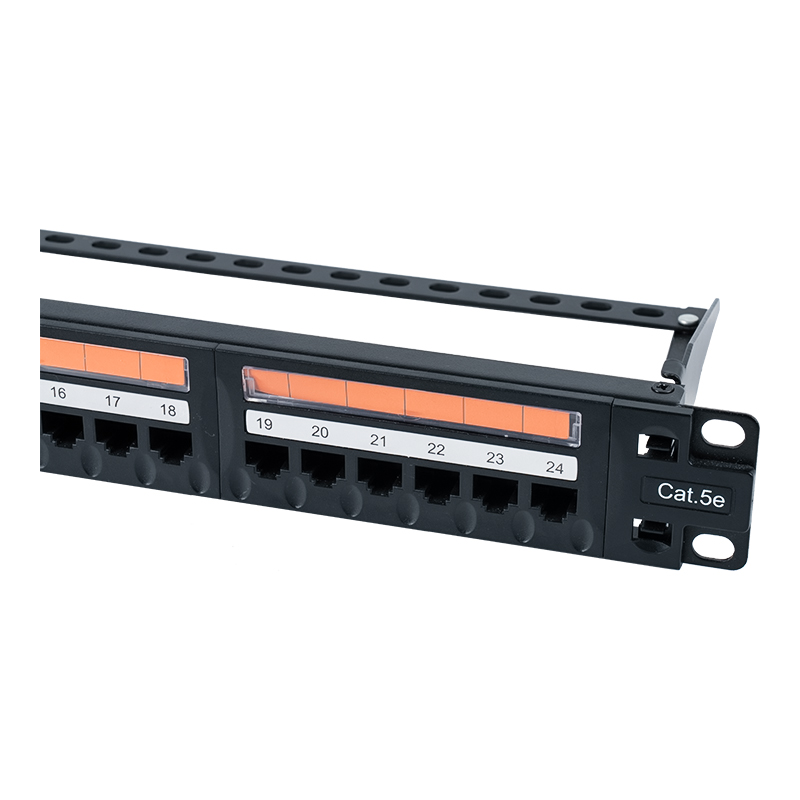 Panou de corecție Cat5e de 19 inchi 1U neecranat cu 24 de porturi (fereastră de plastic cu rabatare) SP-3410D24-C5E Panou de corecție Cat5e de 19 inchi 1U neecranat cu 24 de porturi (fereastră de plastic cu rabatare) SP-3410D24-C5E